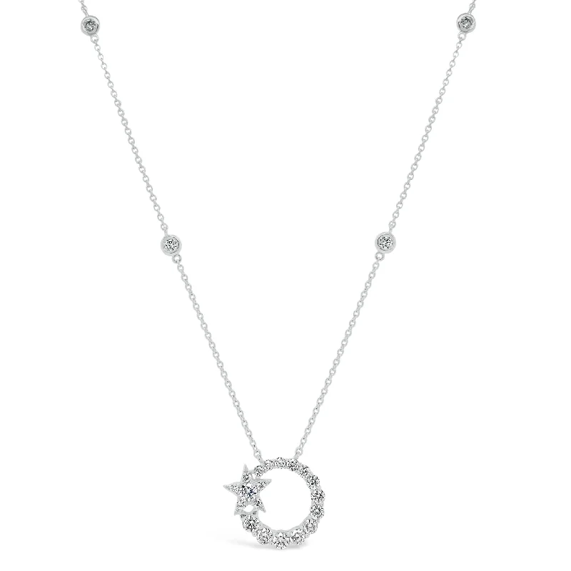 Diamond Circle Pendant Necklace with Star