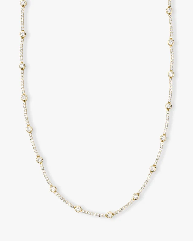 She's an Icon Station Necklace 16" - Gold|White Diamondettes